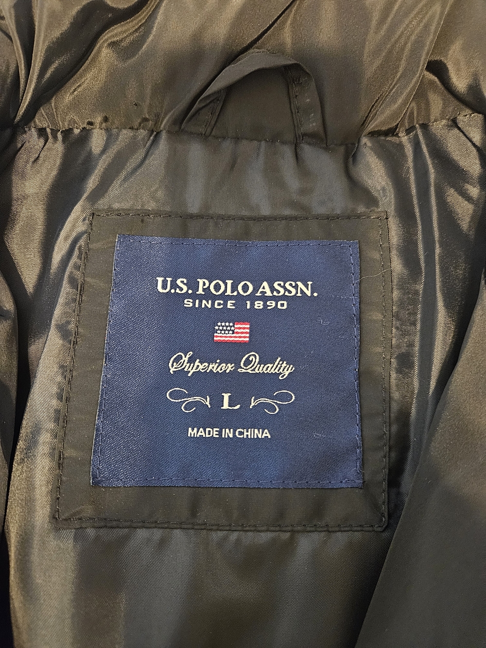 U.S. Polo Assn. Quilted Black Jacket with Gold Logo - Picture 2 of 4